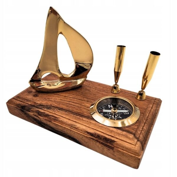 Jachtos ir kompaso stalo komplektas - elegantiška jūrinė dovana